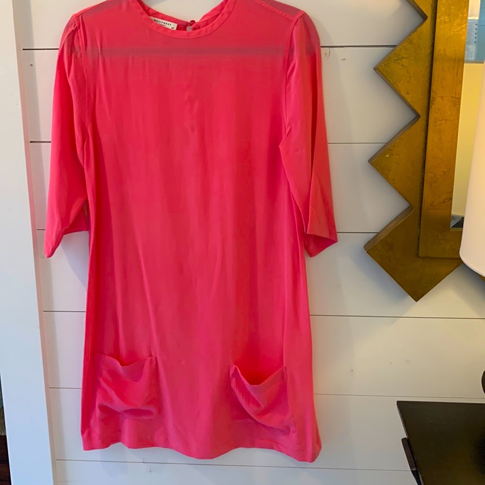 Equipment pink silk mini dress size small 33” long. Short sleeves. Pockets. EUC